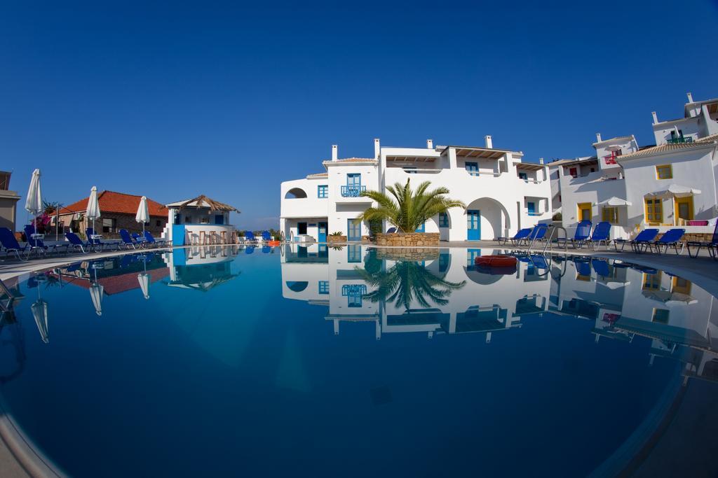 Viva Mare Foinikounta Aparthotel Finikounta Buitenkant foto