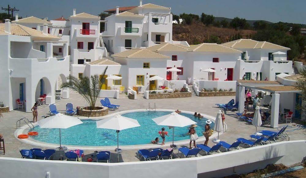 Viva Mare Foinikounta Aparthotel Finikounta Buitenkant foto