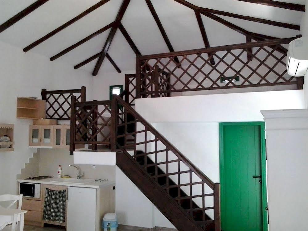 Viva Mare Foinikounta Aparthotel Finikounta Buitenkant foto