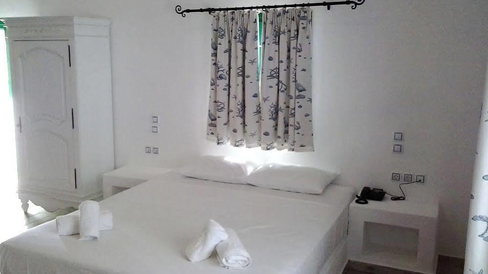 Viva Mare Foinikounta Aparthotel Finikounta Buitenkant foto