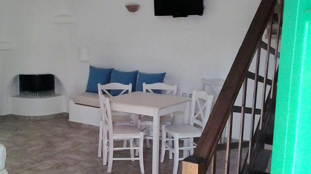 Viva Mare Foinikounta Aparthotel Finikounta Buitenkant foto