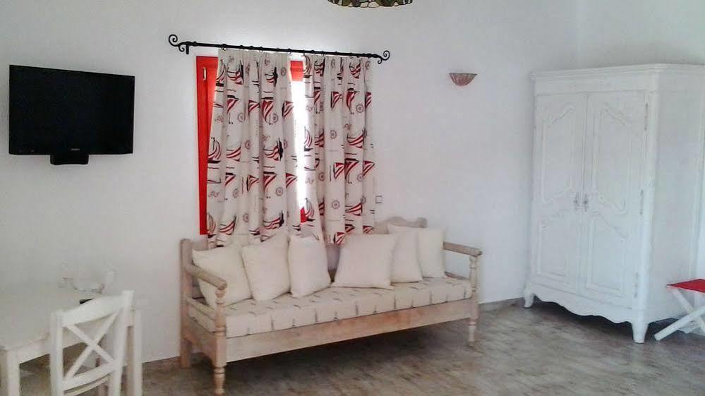 Viva Mare Foinikounta Aparthotel Finikounta Buitenkant foto
