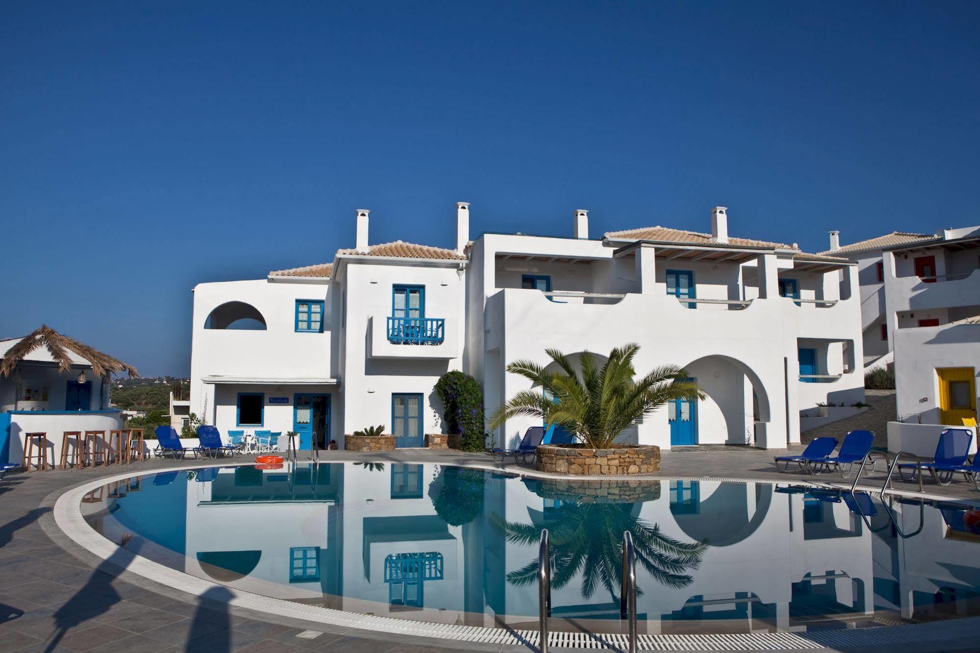Viva Mare Foinikounta Aparthotel Finikounta Buitenkant foto