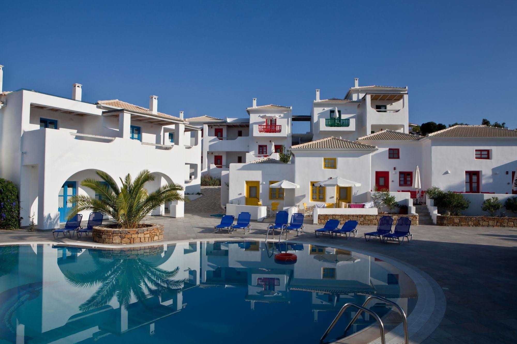 Viva Mare Foinikounta Aparthotel Finikounta Buitenkant foto